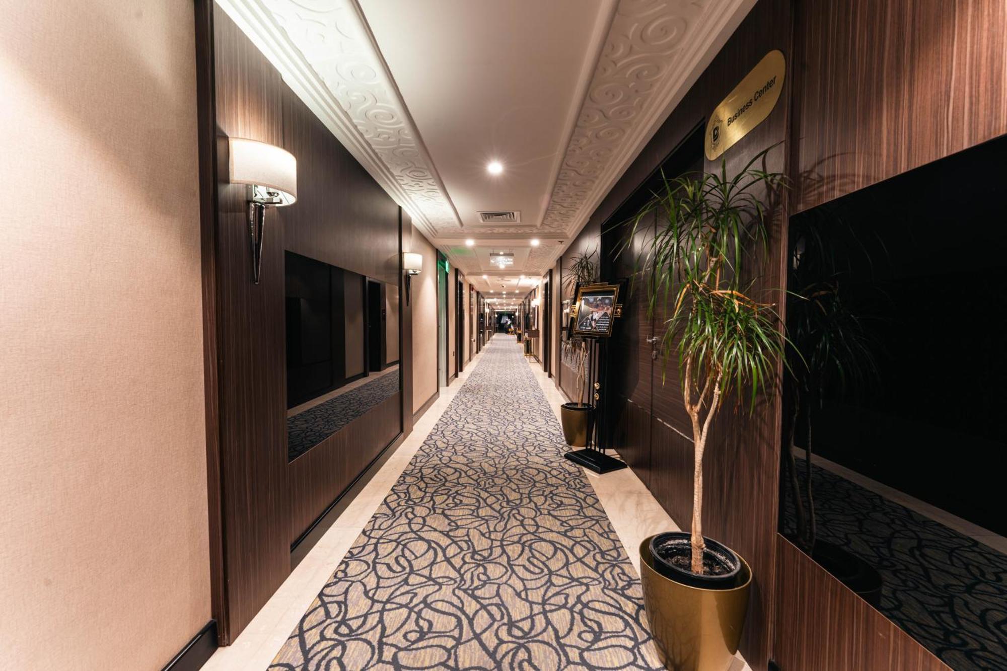 Casablanca Hotel 3*